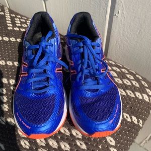 New ASICS Gel-DS Trainer 22, size 6, fits like 5.5